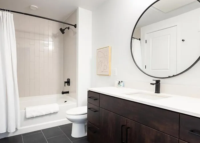 Landing Modern With Amazing Amenities Apartment Tempe